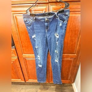 Torrid Dark Wash Jeggings #409